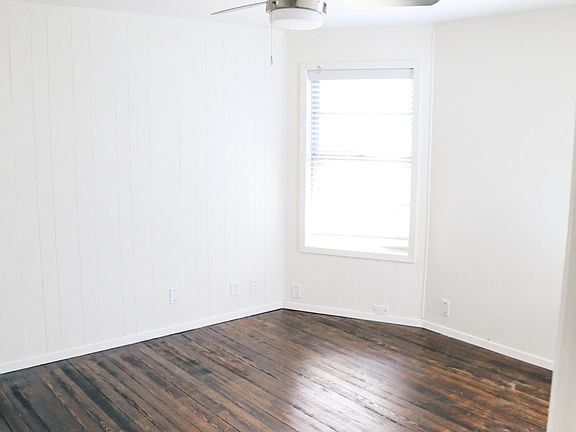 4th image of 1705 Fairmount Ave #2