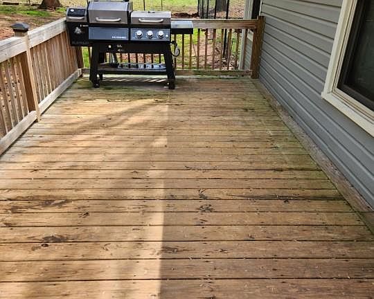 4th image of 213 Laurel Creek Dr