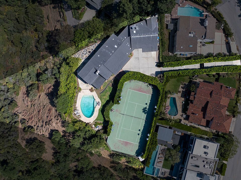 1st image of 1612 Stradella Rd