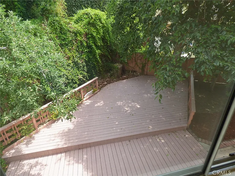 516 Monteleone Ave — Photo 23