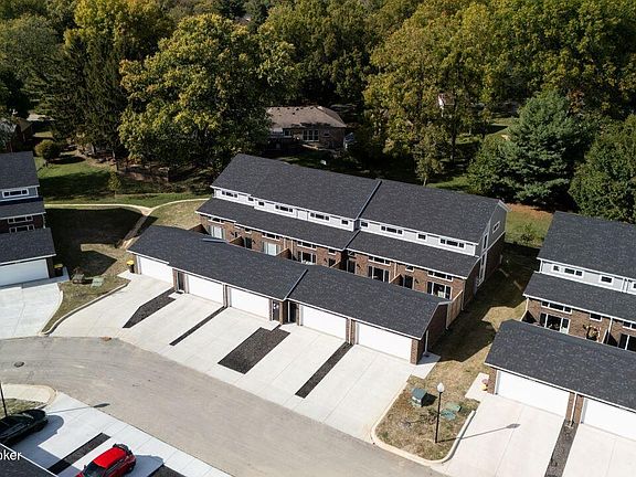 4th image of 616 Burnett Farm Ln