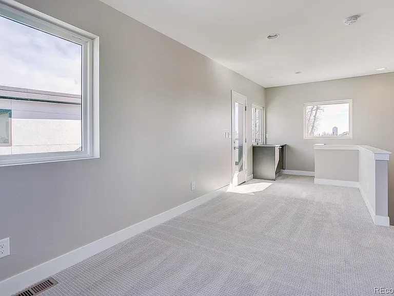 1751 W 40th Ave — Photo 7