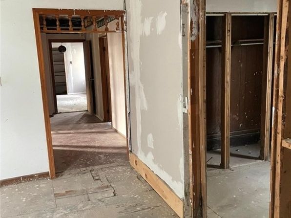 cleveland-ohio-33382122 picture