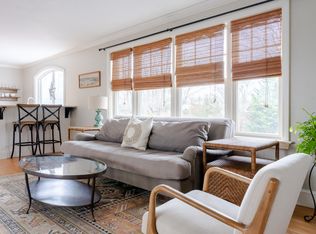 15 Florence Ave, Newport, RI 02840