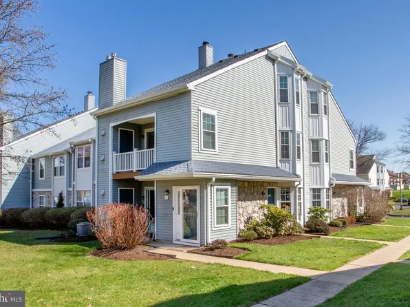 5017 Hopkins Ct, Holland, PA 18966