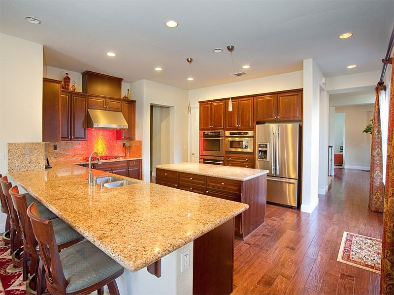 2nd image of 2372 Beckett Dr