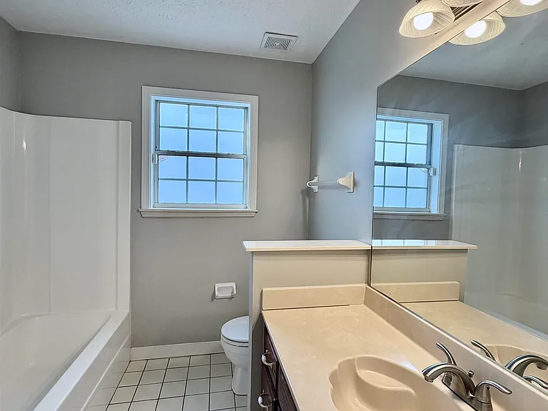271 Meadowland Dr — Photo 15