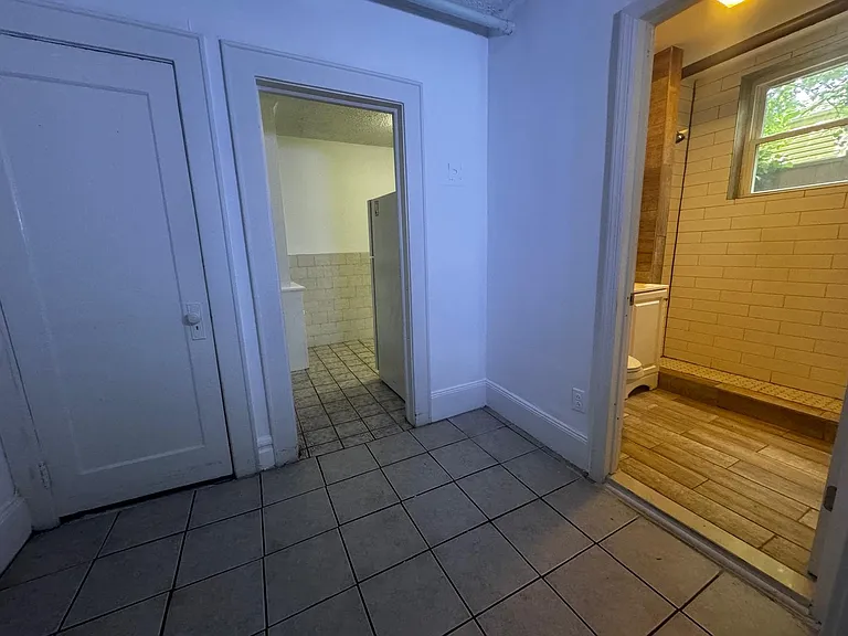 264 Davis Ave #2 — Photo 7