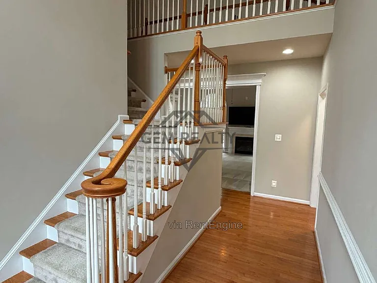 10410 Silver Creek Ct — Photo 21