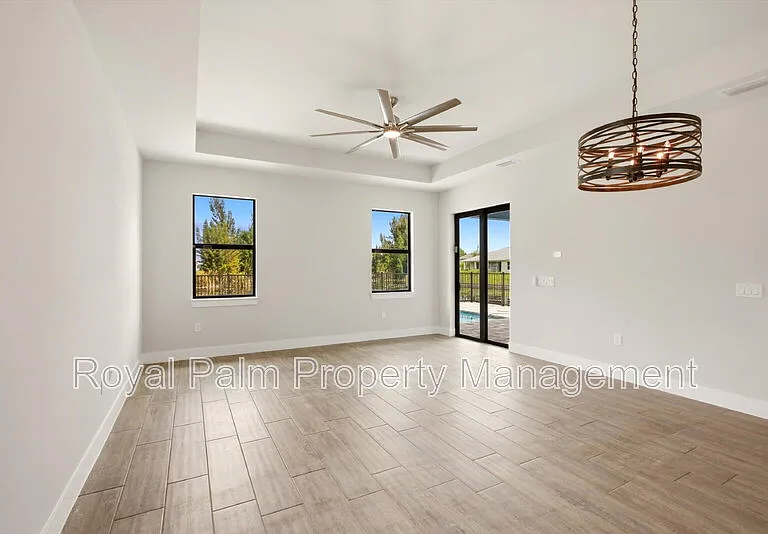 3518 NE 21st Pl — Photo 5