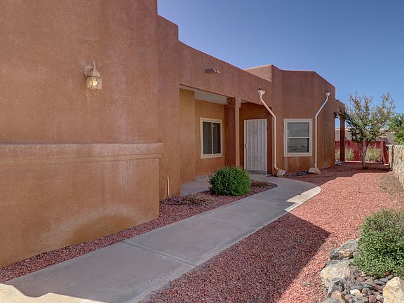 2nd image of 2305 Santo Domingo Ave