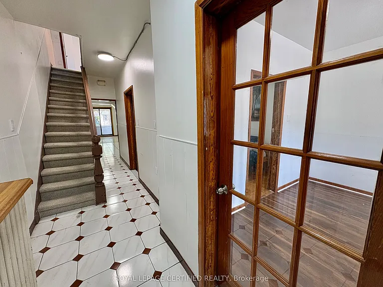 36 Mitchell Ave — Photo 4