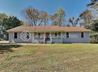 90 Cook Ln, Stockbridge, GA 30281