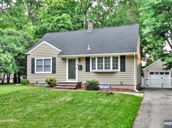 367 S Pleasant Ave, Ridgewood, NJ 07450