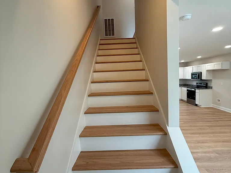 109 S Hickory Ln — Photo 11