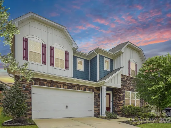 15119 Oleander Dr, Charlotte, NC 28278