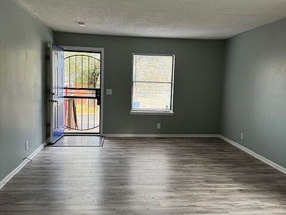 4th image of 4117 Hunting Dr