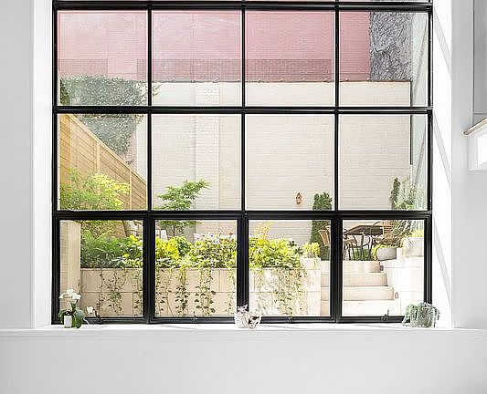 4th image of 451 Hudson St APT 2