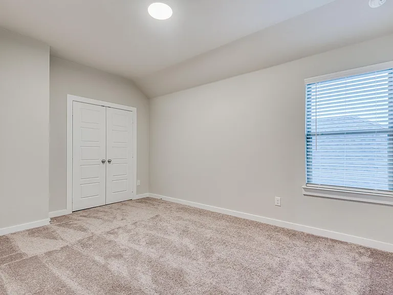 2544 Rambling Rd — Photo 17