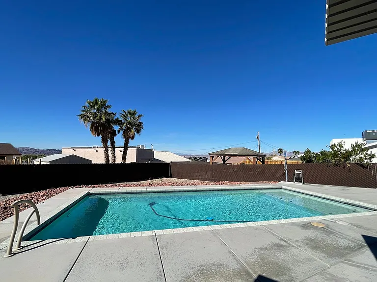 2990 Yuma Dr — Photo 35