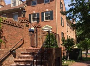 656 S Columbus St, Alexandria, VA 22314