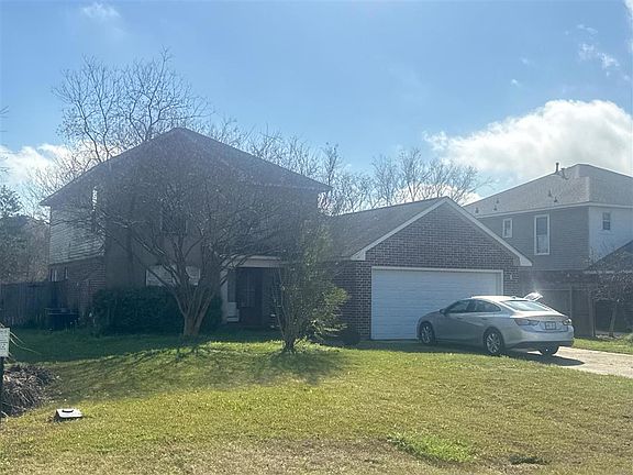 3rd image of 36062 Raleigh Dr