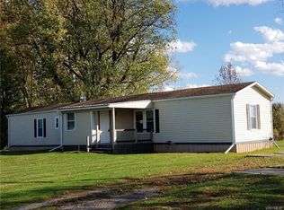 13902 W Barre Rd, Albion, NY 14411