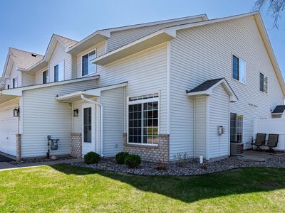 8690 Quarry Ridge Ln UNIT E, Saint Paul, MN, 55125