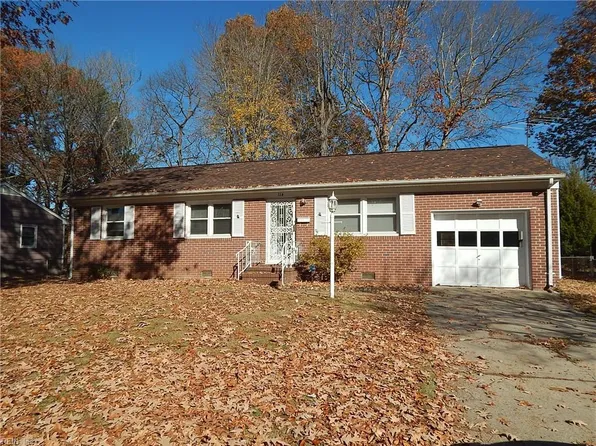 114 Tillerson Dr, Newport News, VA 23602