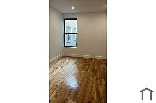 2516 Webb Ave #3D Photo 1