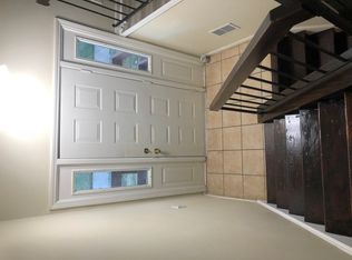451 Skokie Ln, Bolingbrook, IL 60440