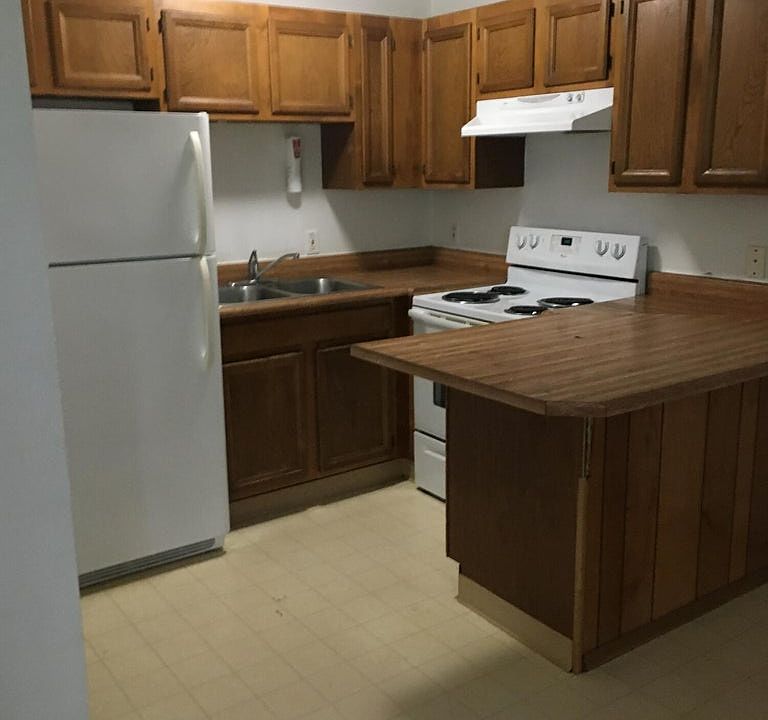 2nd image of 860 S Check St #1