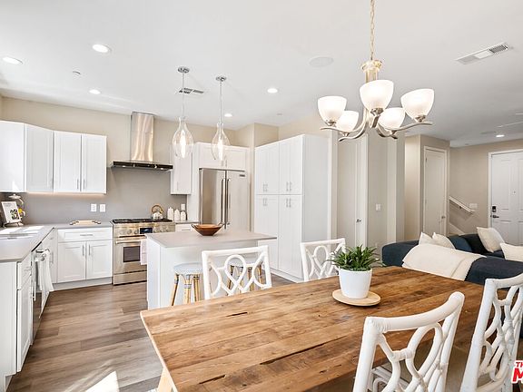 4th image of 4415 Paxton Pl