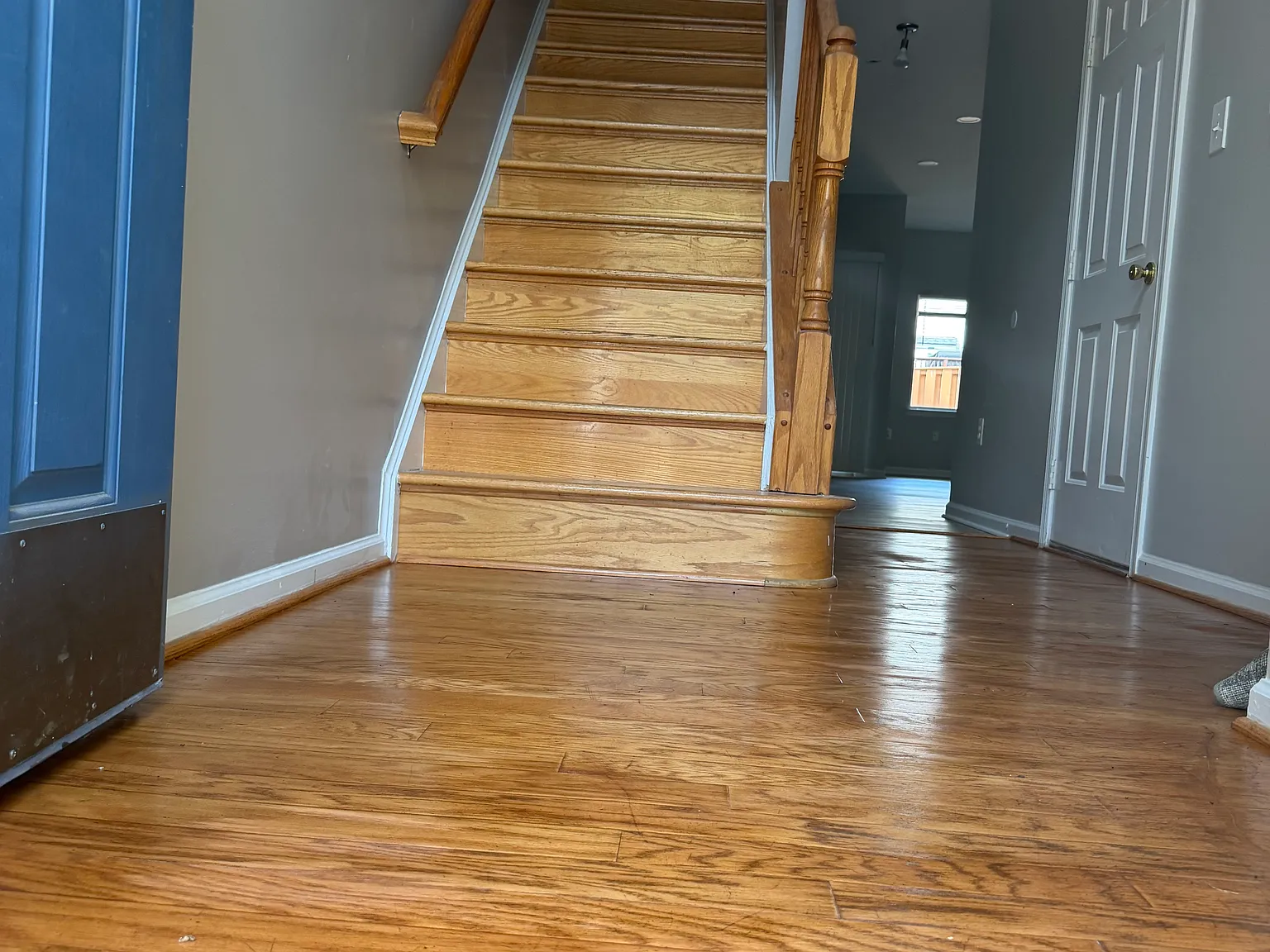 4 bed, 2028 sqft, $3,150 — Photo 2