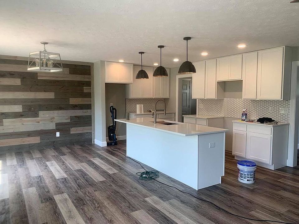2nd image of 5468 Greg Dr