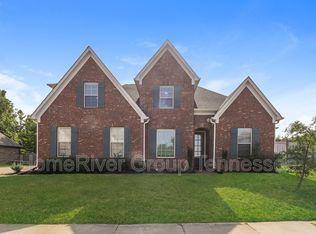 5490 Meadowbriar Trl, Memphis, TN 38125