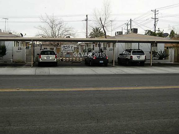 2nd image of 221 S 10th St