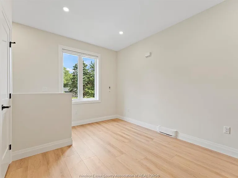150 Old Front Rd #BACK-UPPER — Photo 3