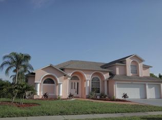 2070 Hedgerow Dr, Merritt Island, FL 32953