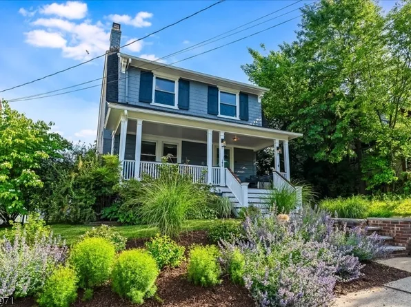40 Comley Pl, Bloomfield Twp., NJ 07003