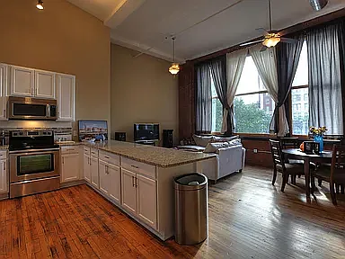 1520 Washington Ave — Photo 2