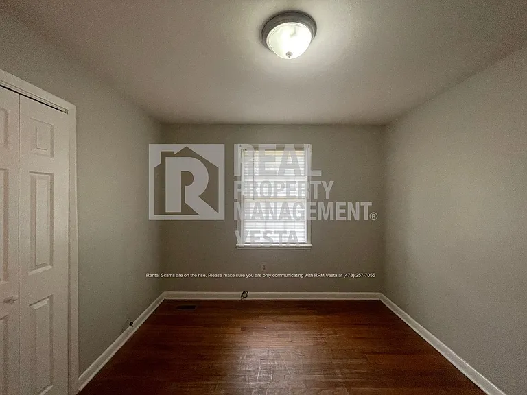 106 Hazel Dr — Photo 14