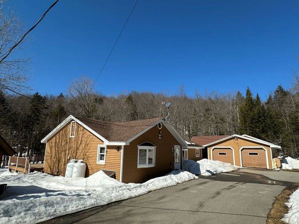 161 Tamarack Rd, Lake Pleasant, NY 12108