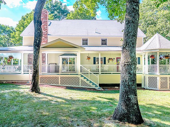 2nd image of 163 Laconia Cir
