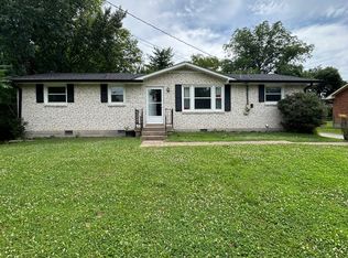 7012 Bonnalake Dr, Hermitage, TN 37076