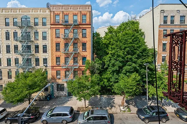 Sold by Keller Williams Realty NYC Group | media 9
