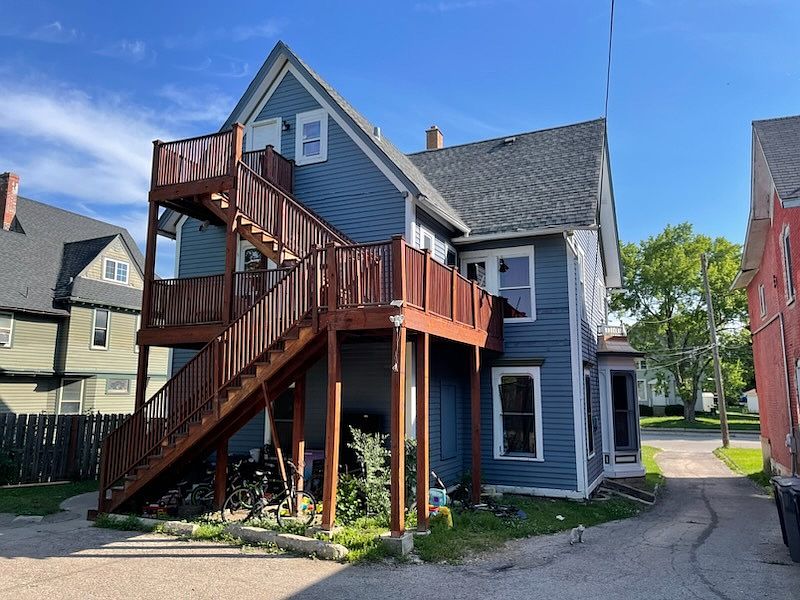 2nd image of 222 Villa St