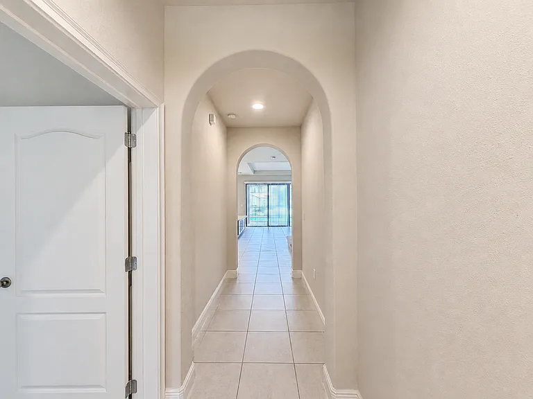 186 Mitchells Mnr — Photo 2