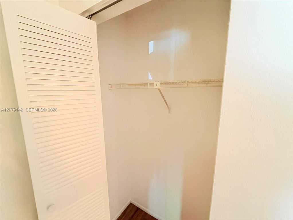 107 Gardens Dr APT 106, photo 4