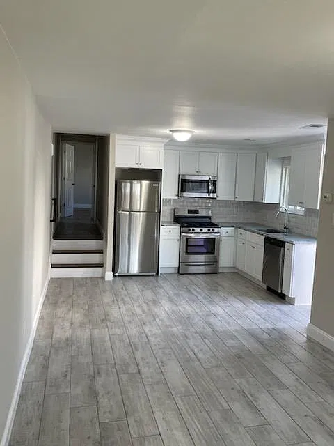 20 Adam Ct #1